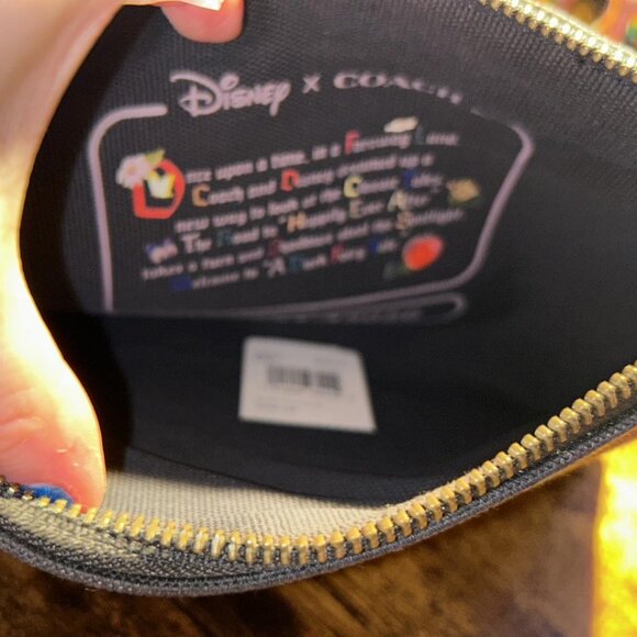 Coach Disney X Sleeping Beauty turnlock Pouch 26 - W/Tag - Like NEW #33056 - Picture 5 of 5